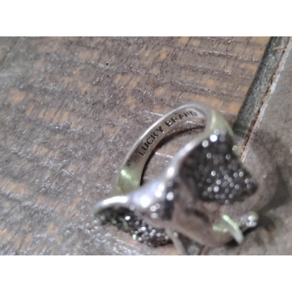 Lucky Brand Pave Crystal Elephant Statement Ring Womens Size 7 Silver Tone